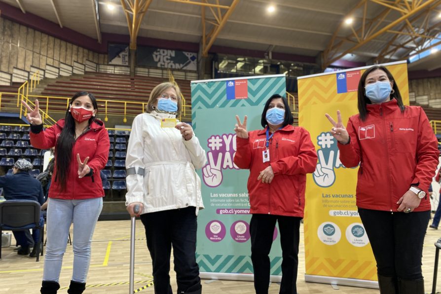 EN LA ARAUCANÍA SE DA INICIO A LA VACUNACIÓN CON DOSIS DE REFUERZO CONTRA COVID-19