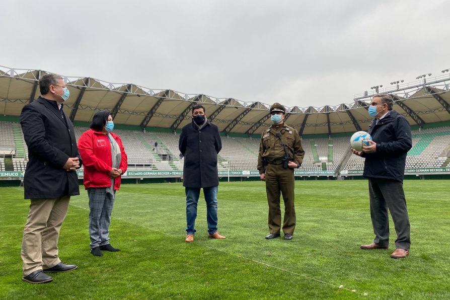 AUTORIDADES REGIONALES CONFIRMAN EL RETORNO DEL PÚBLICO A LOS ESTADIOS