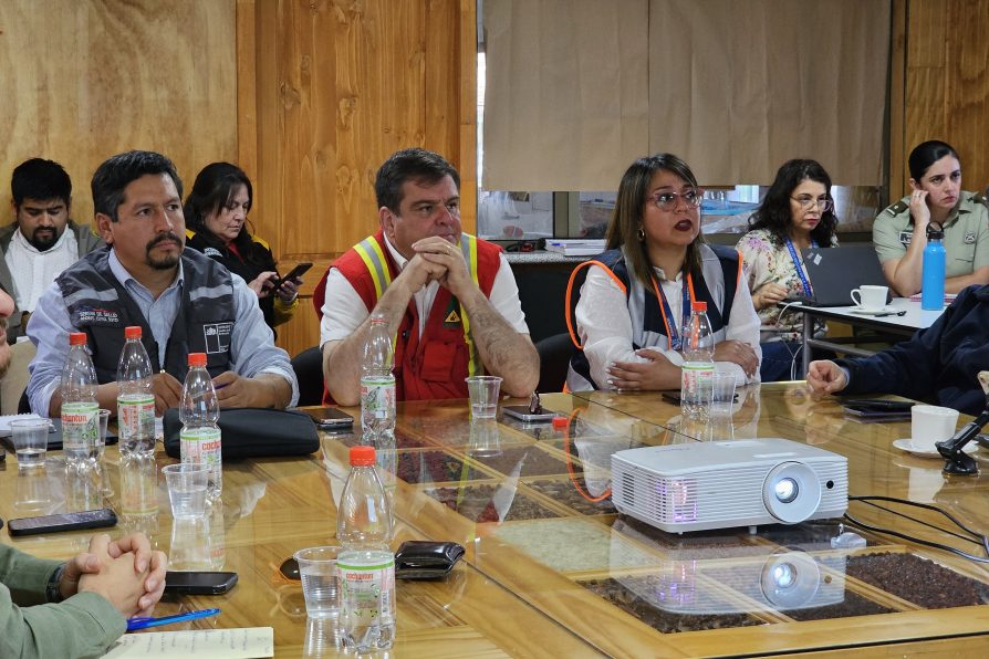 CENTRAL DE OPERACIONES BOLDO 1 DE CONAF EXHIBE SU IMPLEMENTACIÓN