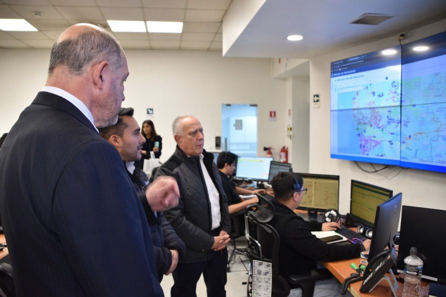 Primer mes de gobierno: ministro Segpres se reunió con gabinete regional de La Araucanía